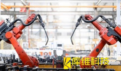 國產(chǎn)焊接機(jī)器人與進(jìn)口機(jī)器人的區(qū)別及優(yōu)缺點(diǎn)