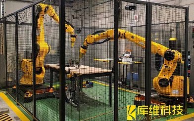 <b>柔性化生產(chǎn)新標(biāo)桿：雙機(jī)器人協(xié)同焊接系統(tǒng)解析</b>