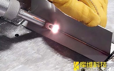 <b>手持式激光焊接焊縫過高這么解決</b>